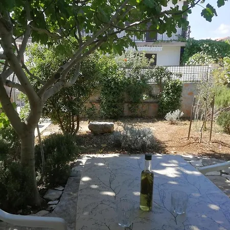 Apartman 4756-1 For 3 Pers. In *