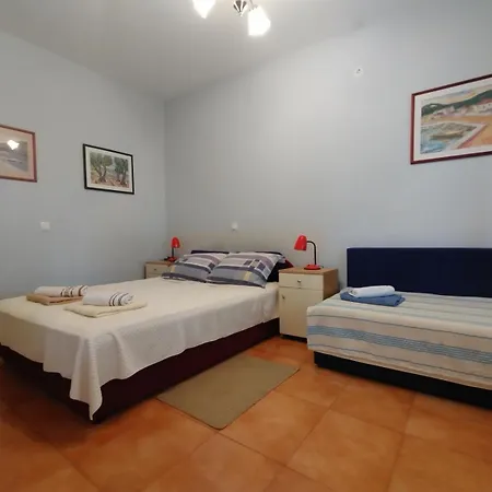 Apartman 4756-1 For 3 Pers. In